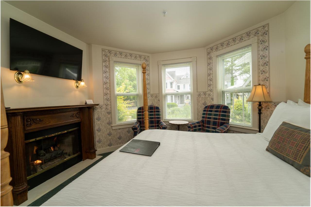 Yelton Manor Bed And Breakfast 사우스헤이번 객실 사진
